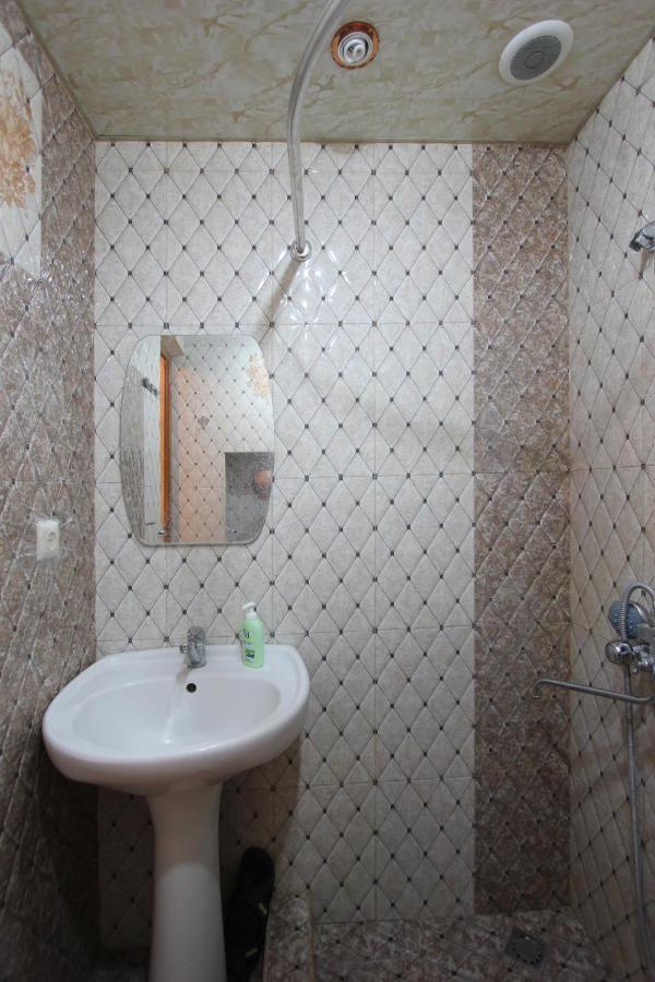Amiryan Street 1 Bedroom Deluxe Apartment With Balcony Am104 เยเรวาน ภายนอก รูปภาพ